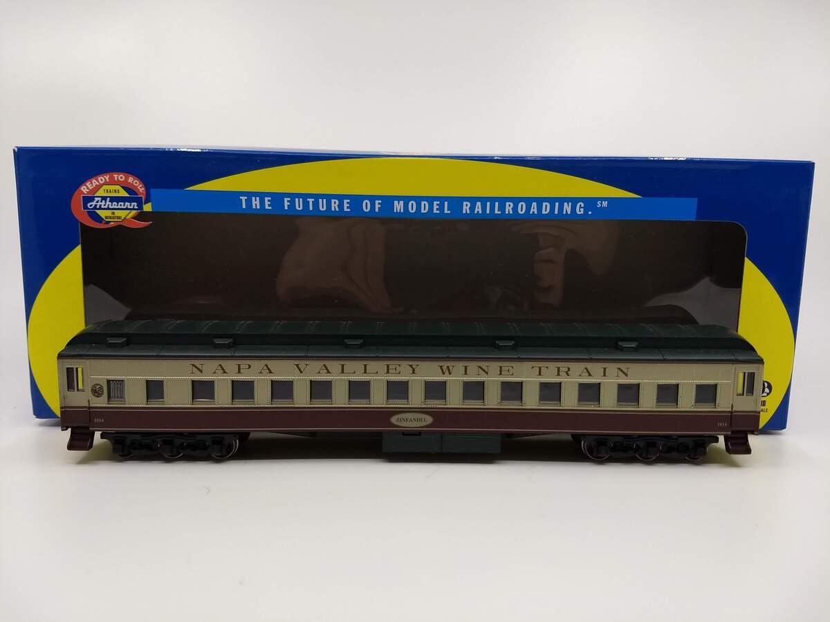 HO Napa Valley RR "Zinfandel" Coach Passenger Car #1014 (ATH8502)
