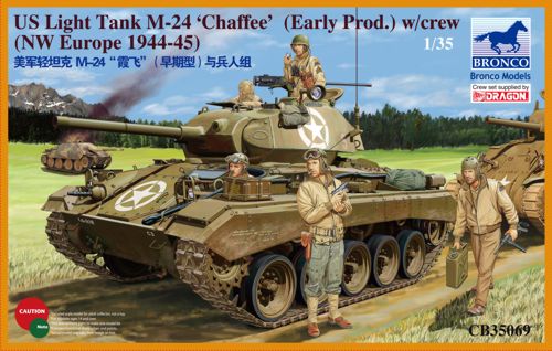 1/35 American Light Tank M24 Chaffee with Tank Crew Set Plastic Model (BNC35069)