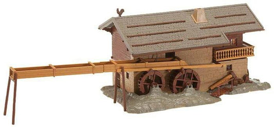 HO Alpine Hammersmith's Shop Kit, 12.188"x4.5"x4" (FLR191751)