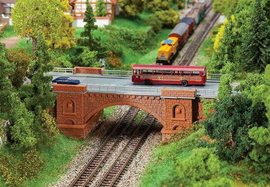 N Cut-Stone Arched Highway Bridge Kit with 2" Tall Arch, 7.56"x2.94"x2.75" (FLR222572)