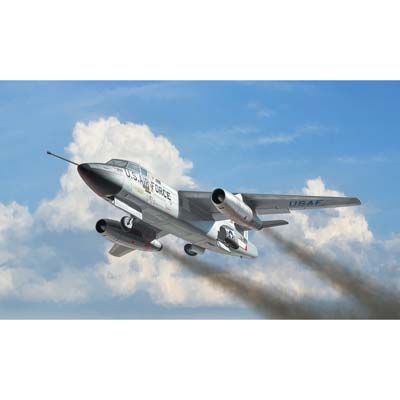 1/72 Douglas RB 66B Destroyer Plastic Model Kit (ITA1375S)