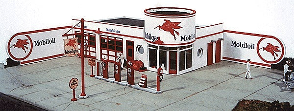 HO Storm Lake Mobil Gas Station Kit, 9"x9" (JLI431)