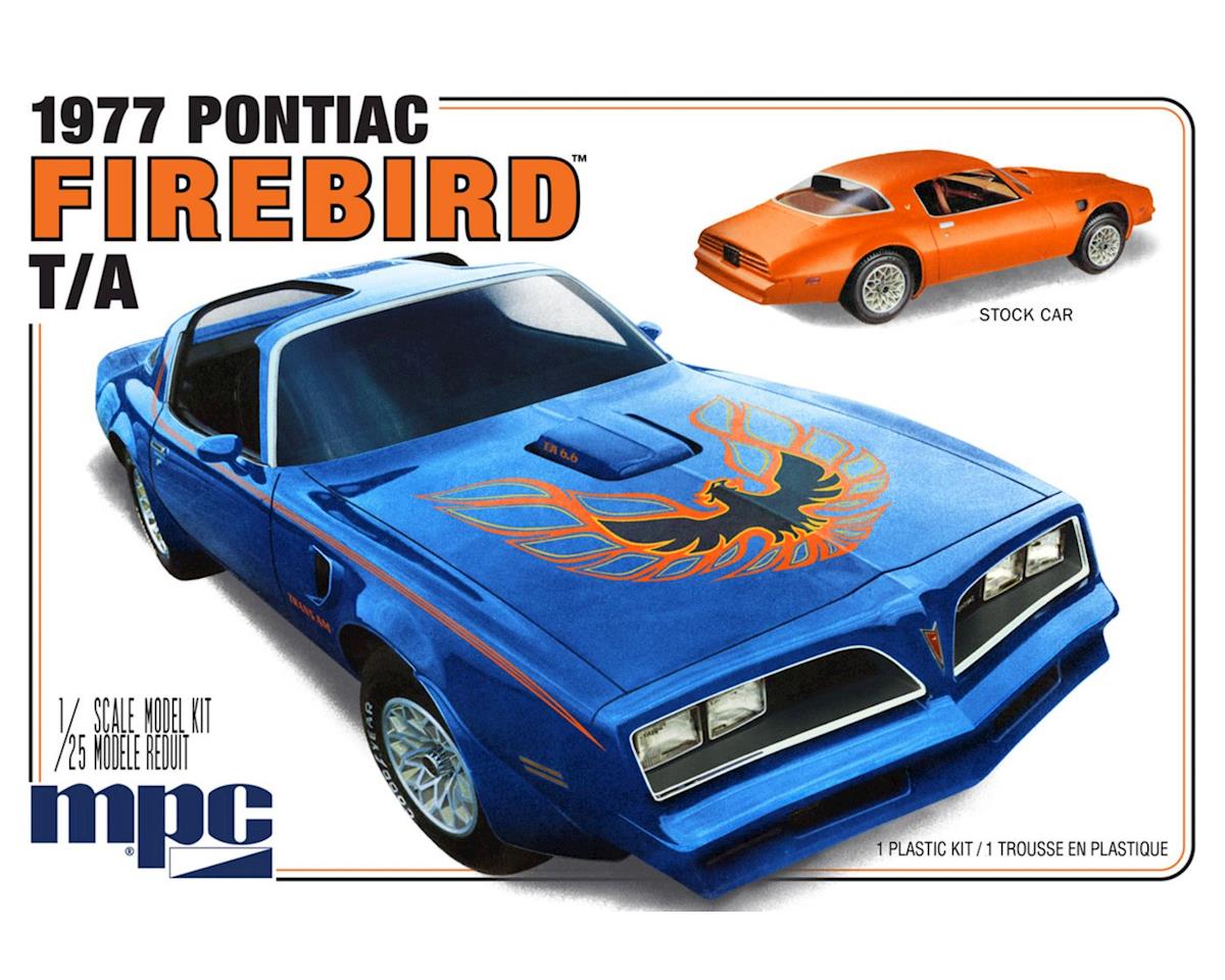 1/25 1977 Pontiac Firebird T/A Plastic Model Kit (MPC916M)