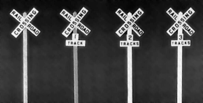 HO Crossbucks Kit (4) (PKS1017)