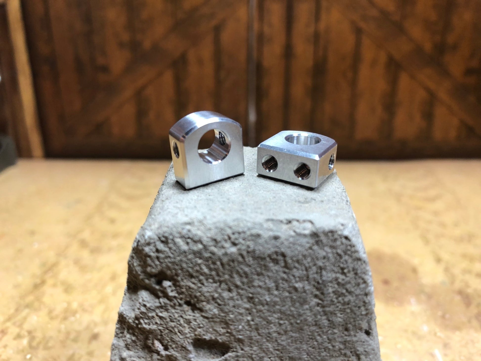 Body Post Mounts (4) (RPRC1012)