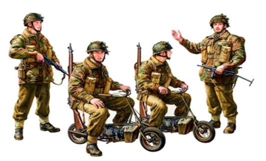 1/35 British Paratroopers (4) with 2 Small Motorcycles Plastic Model Kit (TAM35337)