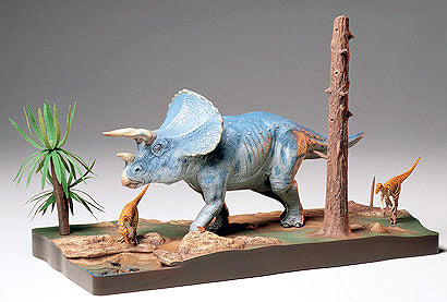 1/35 Triceratops Dinosaur Diorama Set Plastic Model Kit (TAM60104)