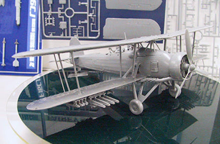 1/48 Fairey Swordfish Mk II Spotter/ Torpedo Bomber Plastic Model Kit (TAM61099)