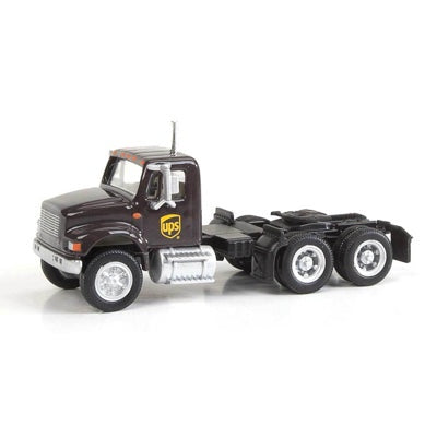 HO Assembled International 4900 Dual-Axle Semi Tractor (949-11185)