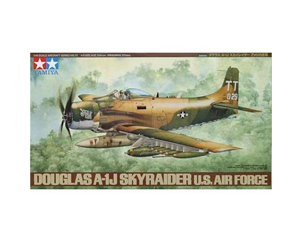 1/48 Douglas A-1J Skyraider USAF Plastic Model Kit (TAM61073)