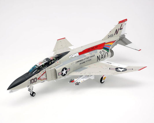 1/48 McDonnell Douglas F-4B Phantom II Plastic Model Kit (TAM61121)